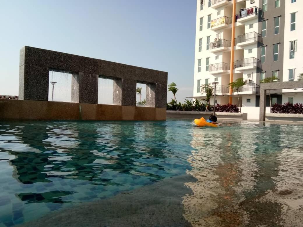 Afnan Homestay At Semenyih, Ascotte Boulevard Kültér fotó
