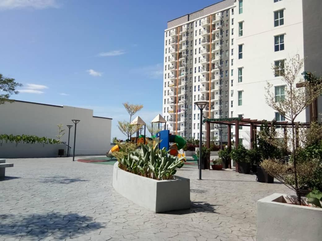 Afnan Homestay At Semenyih, Ascotte Boulevard Kültér fotó